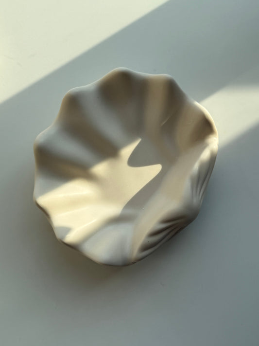 Plateau décoratif ou Vide poche en Jesmonite - Coquillage Aurabloom