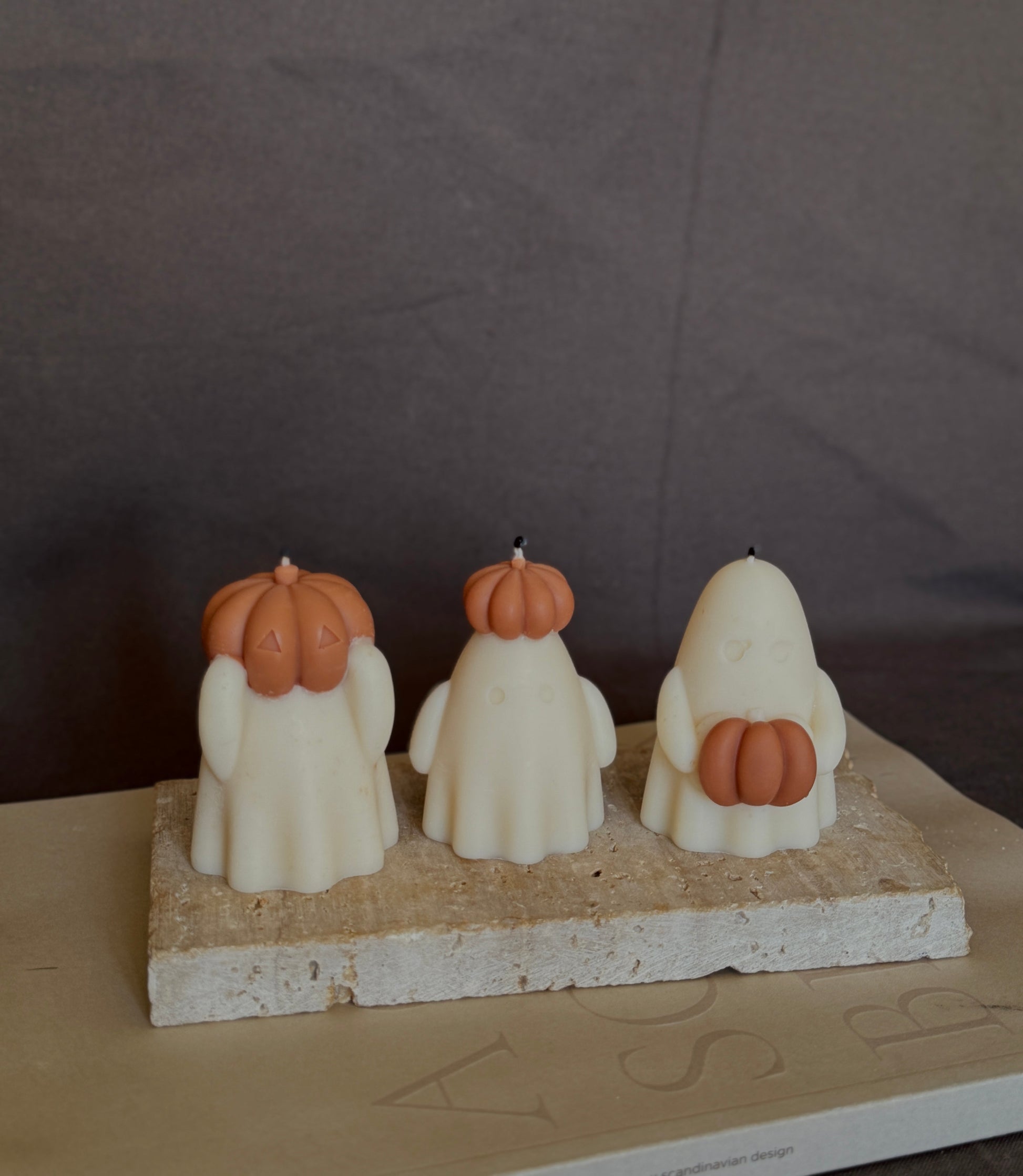 Bougie végétale d'automne parfum de Grasse - Le trio fantôme Citrouille Aurabloom