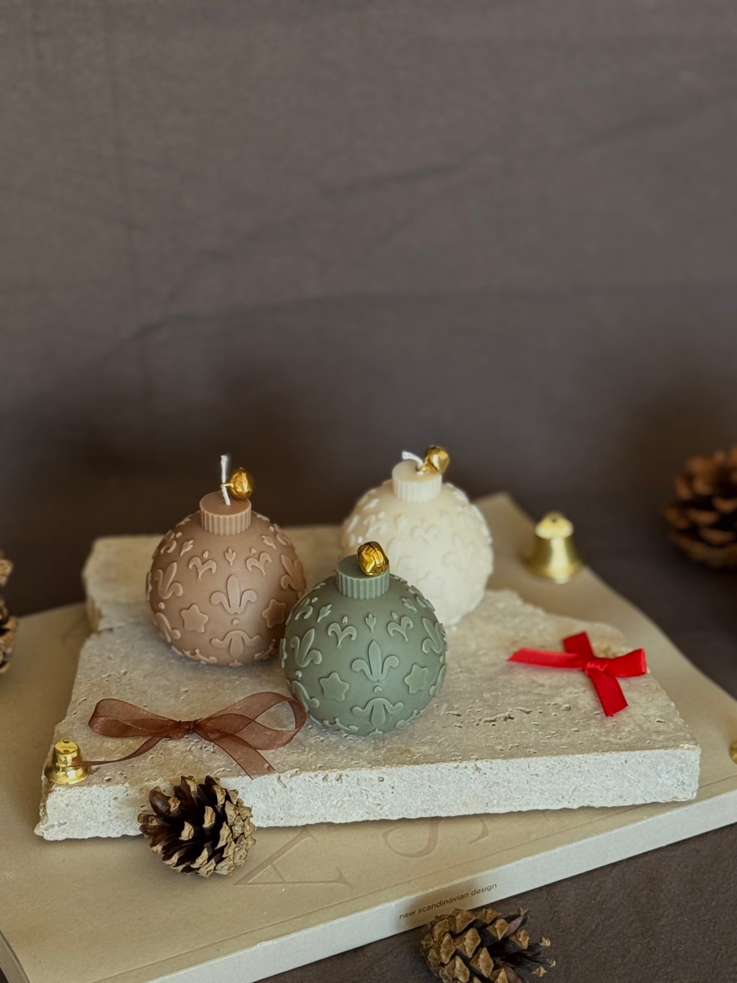 Bougie Boule de Noël - Les petites ornées Aurabloom