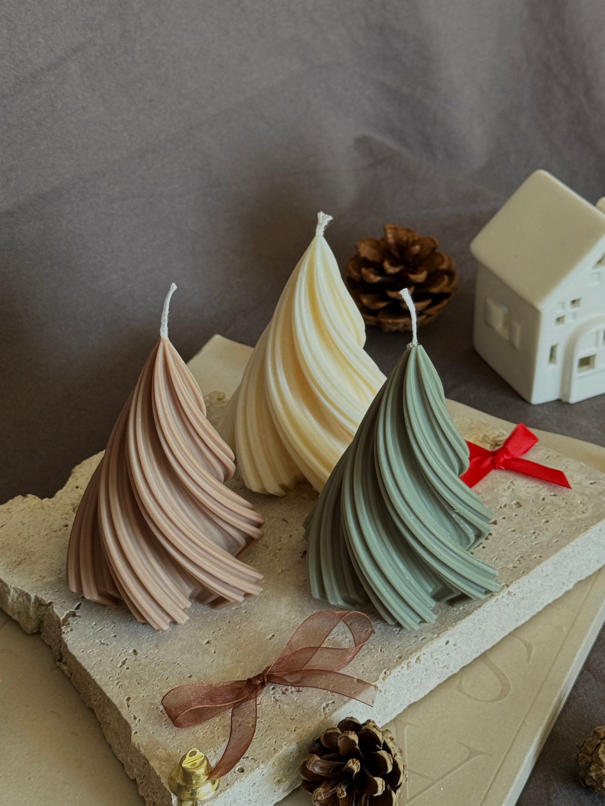 Bougie Le Sapin - Cire végétale Parfum de Grasse Aurabloom