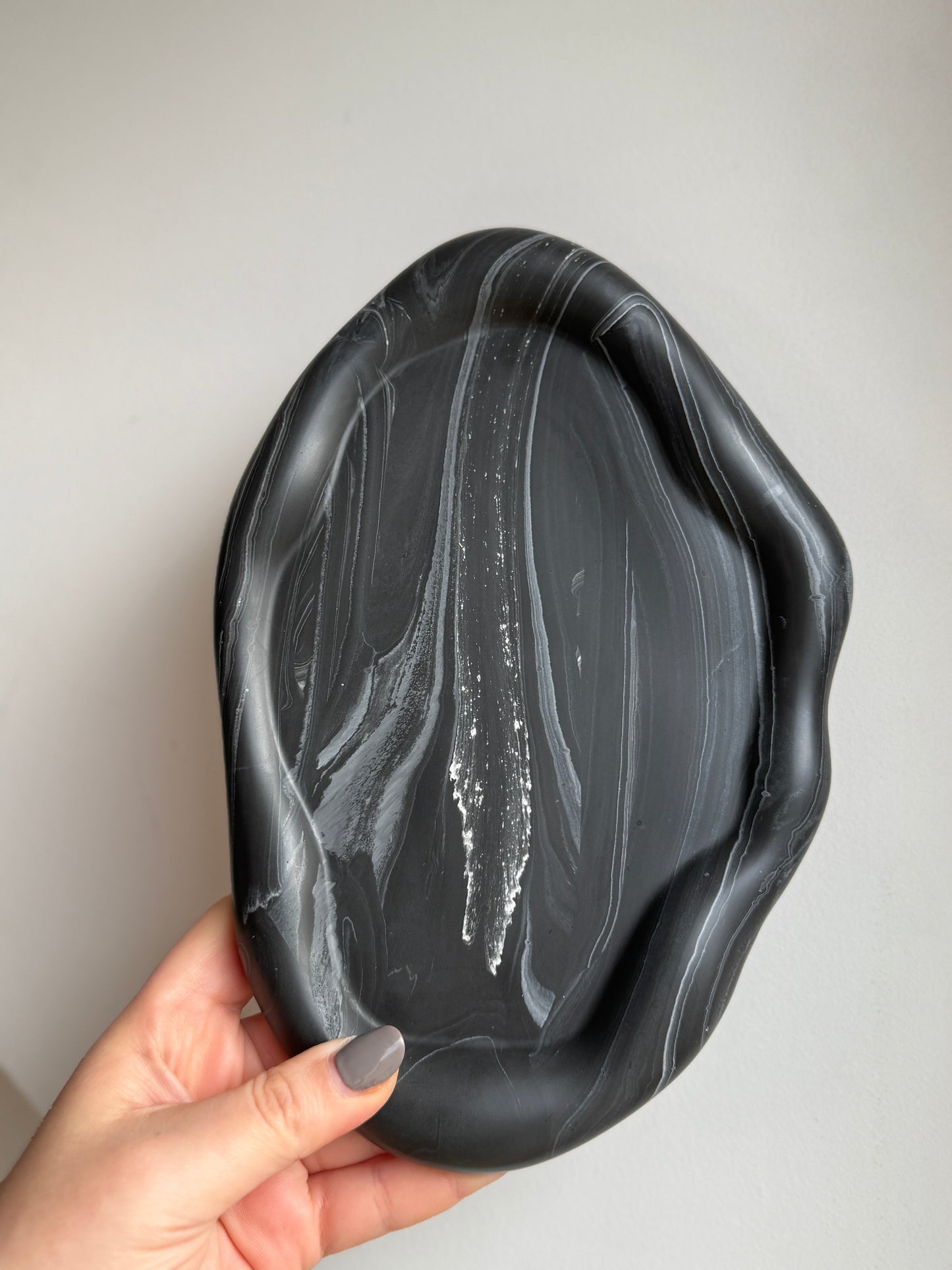 Vide poche fait main en Jesmonite - Effet marbre Aurabloom