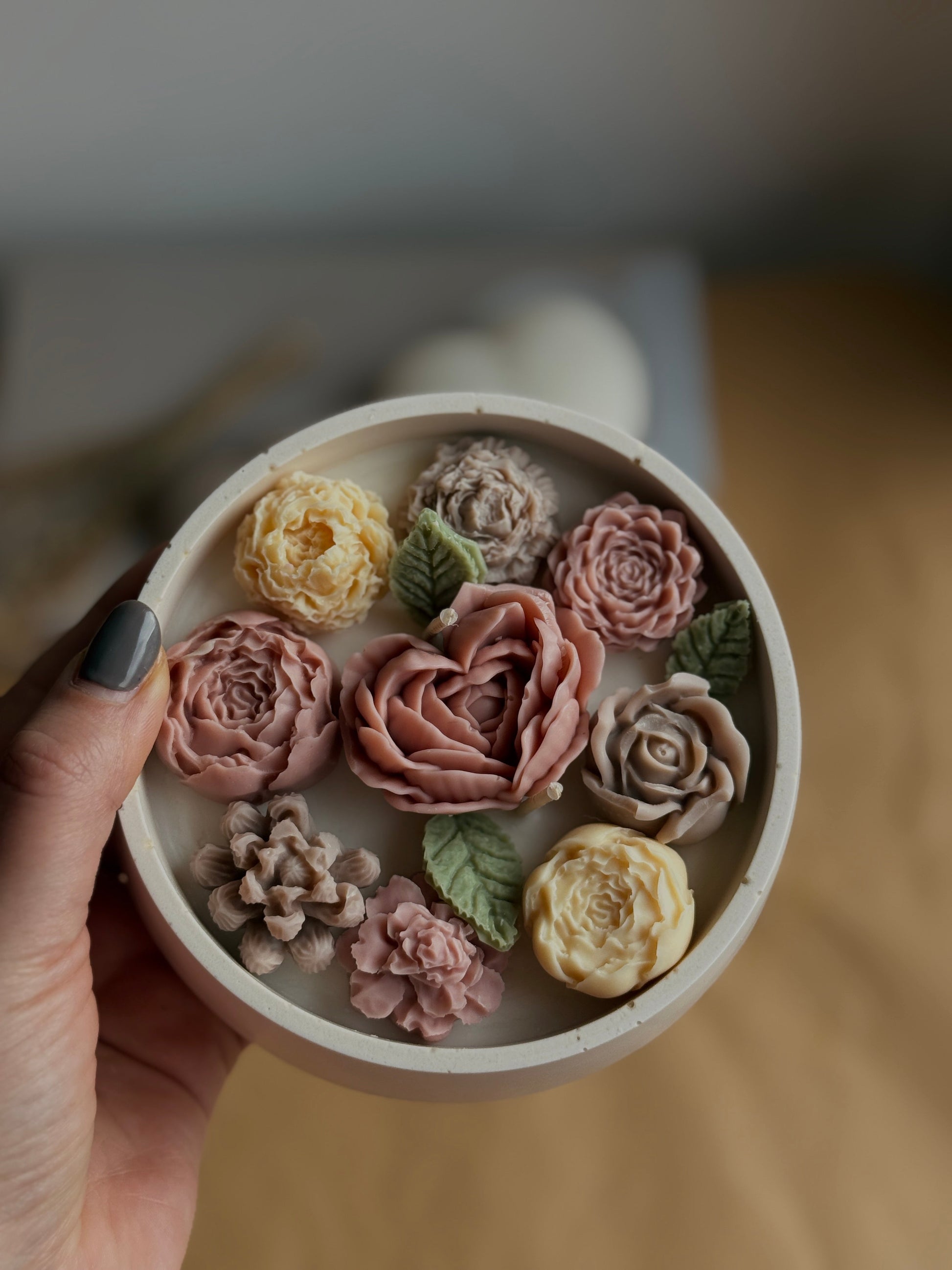 Bougie végétale faite main -  Le pot fleuri Aurabloom